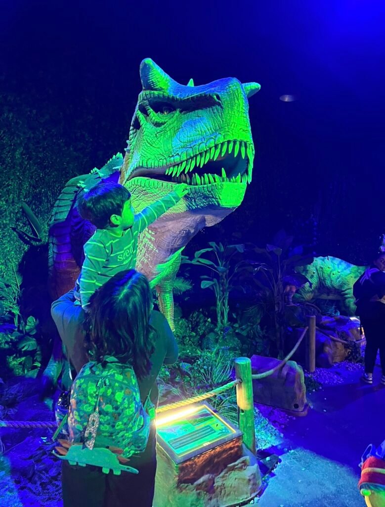 Dinos Alive Sydney Review 2024: T-Rex!